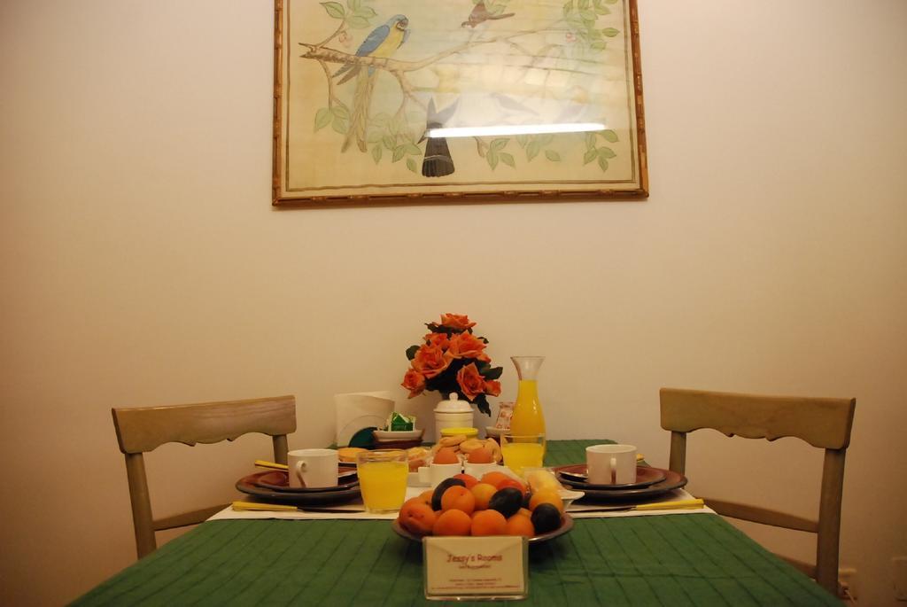 Jessy'S Rooms Rome Exterior photo